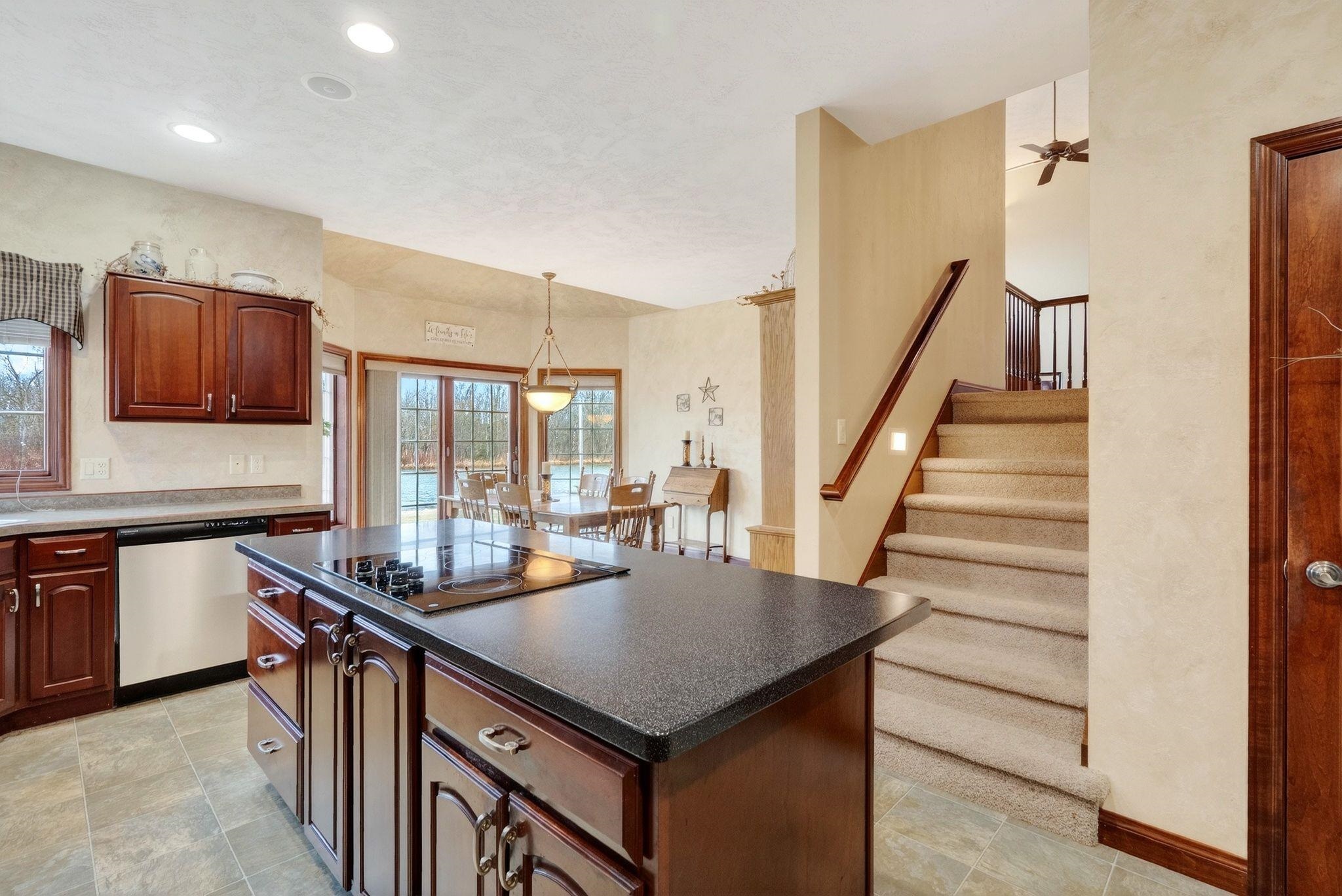 3025 3025 White Birch Street, Kaukauna, Wisconsin, 54130-3934, USA, 4 Bedrooms Bedrooms, ,4 BathroomsBathrooms,Residential,For Sale,3025 White Birch Street,50323173