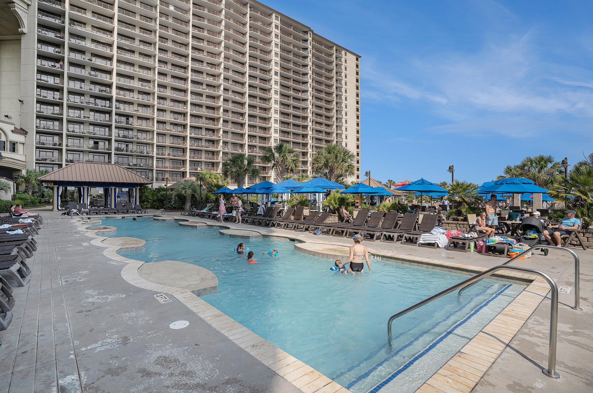 Experience upscale oceanfront living in this impeccably maintained 1-b – image 22