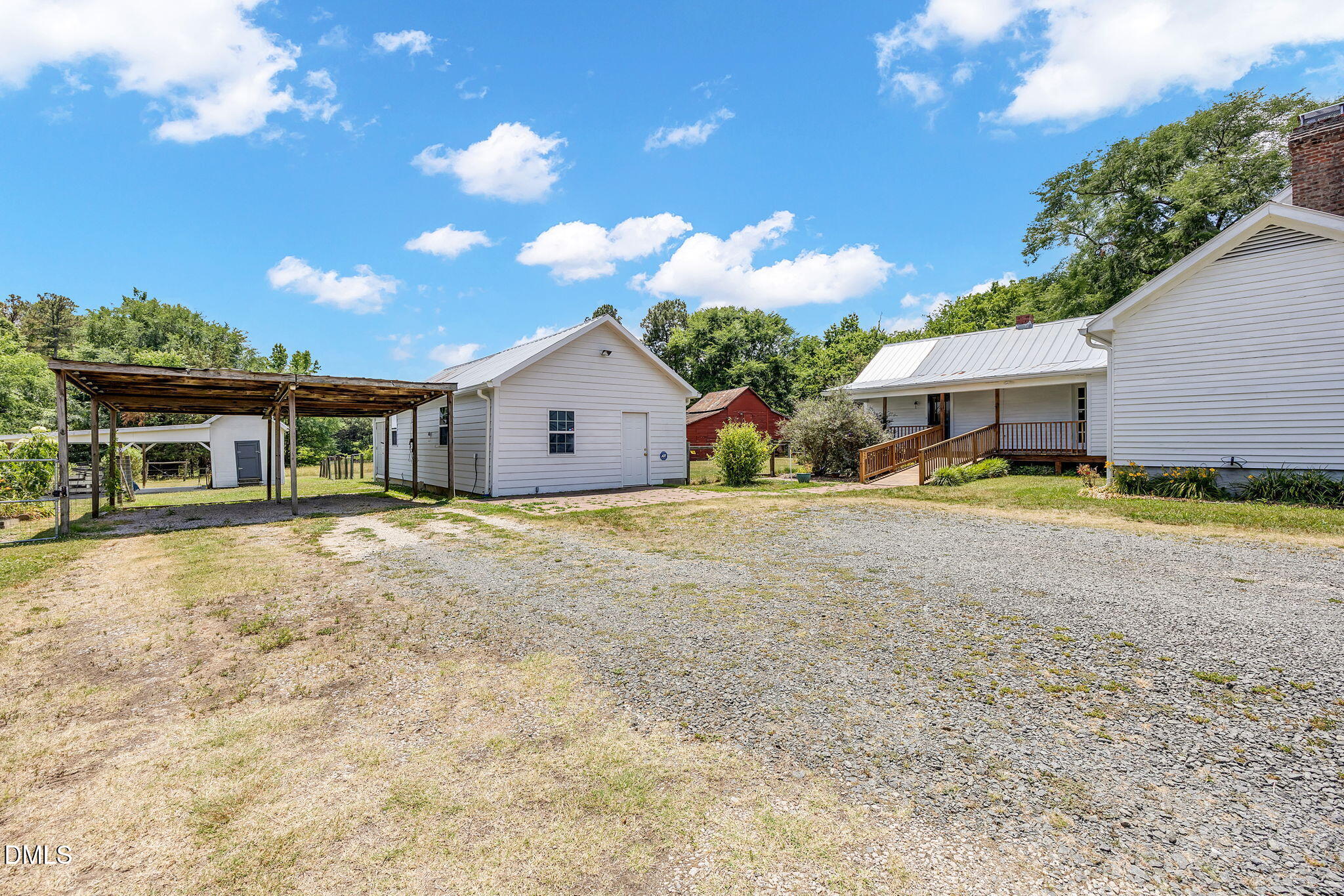 2204 2204 Us-158, Oxford, North Carolina, 27565, USA, 2 Bedrooms Bedrooms, ,2 BathroomsBathrooms,Residential,For Sale,2204 Us-158,10175135