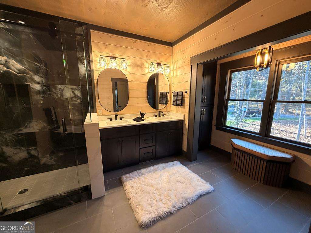 Welcome to your Private RIVERFRONT DREAM HOME on the shimmering shores – image 55