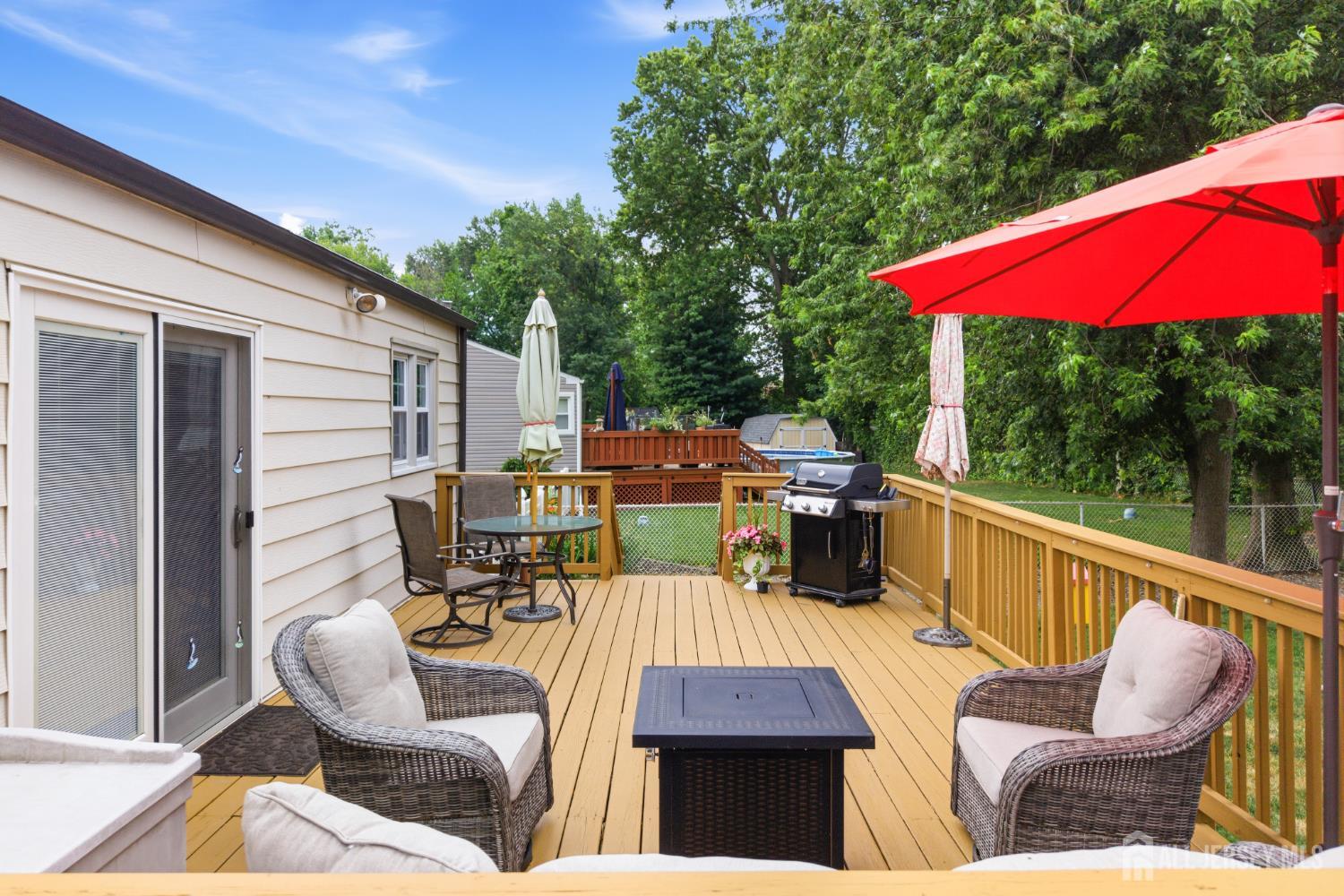 9 Brox Road, Edison, New Jersey, 08817, USA, 3 Bedrooms Bedrooms, ,2 BathroomsBathrooms,Residential,For Sale,-9 Brox Road,2617964R