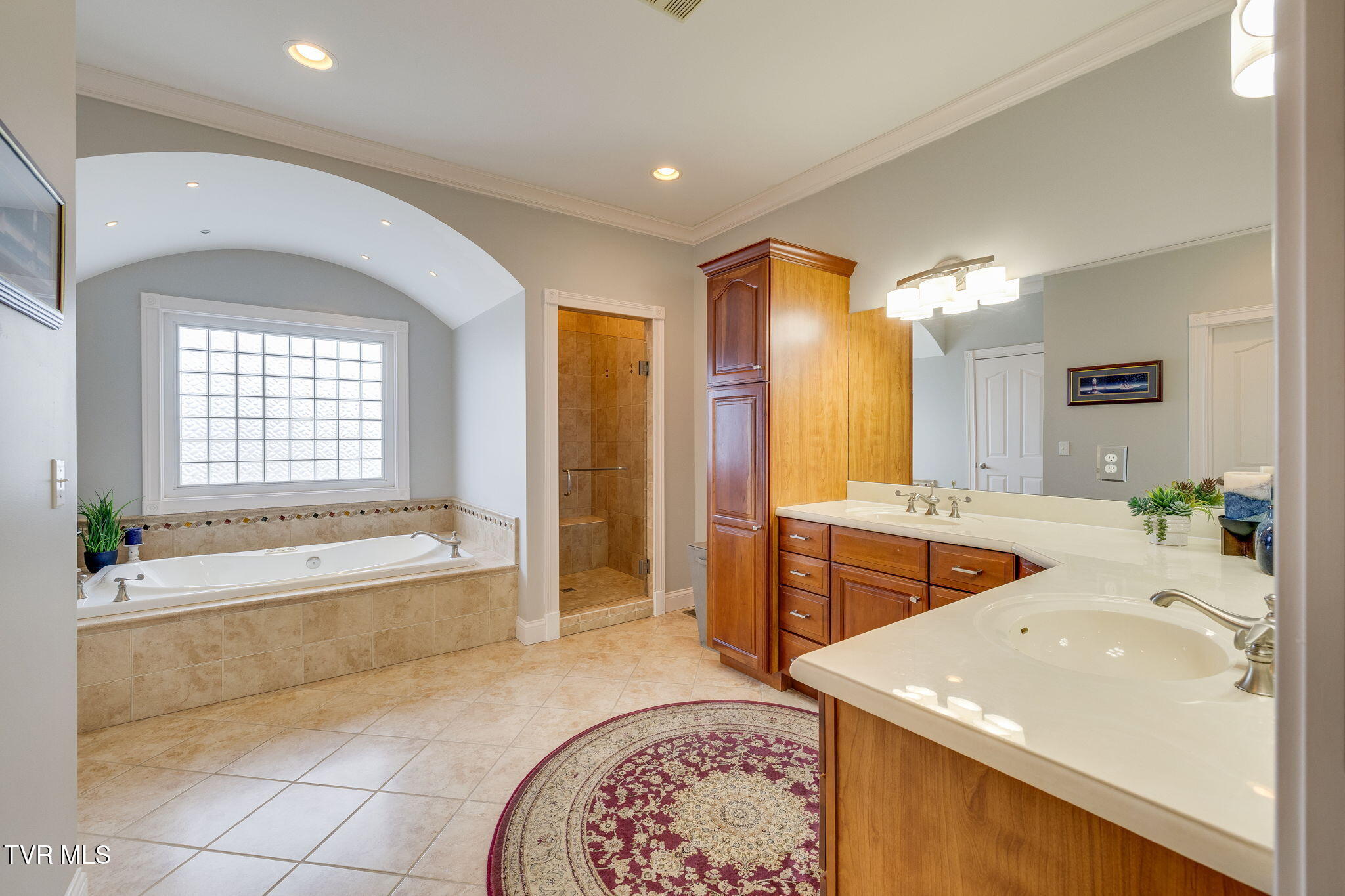 1 1 Honeysuckle Court, Johnson City, Tennessee, 37615, USA, 5 Bedrooms Bedrooms, ,5 BathroomsBathrooms,Residential,For Sale,1 Honeysuckle Court,6a0f69c9-074f-47a6-872e-868ad5