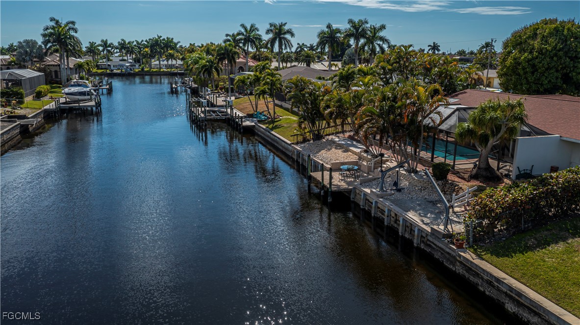 So excited to present this darling home with strong bones and lots of – image 40