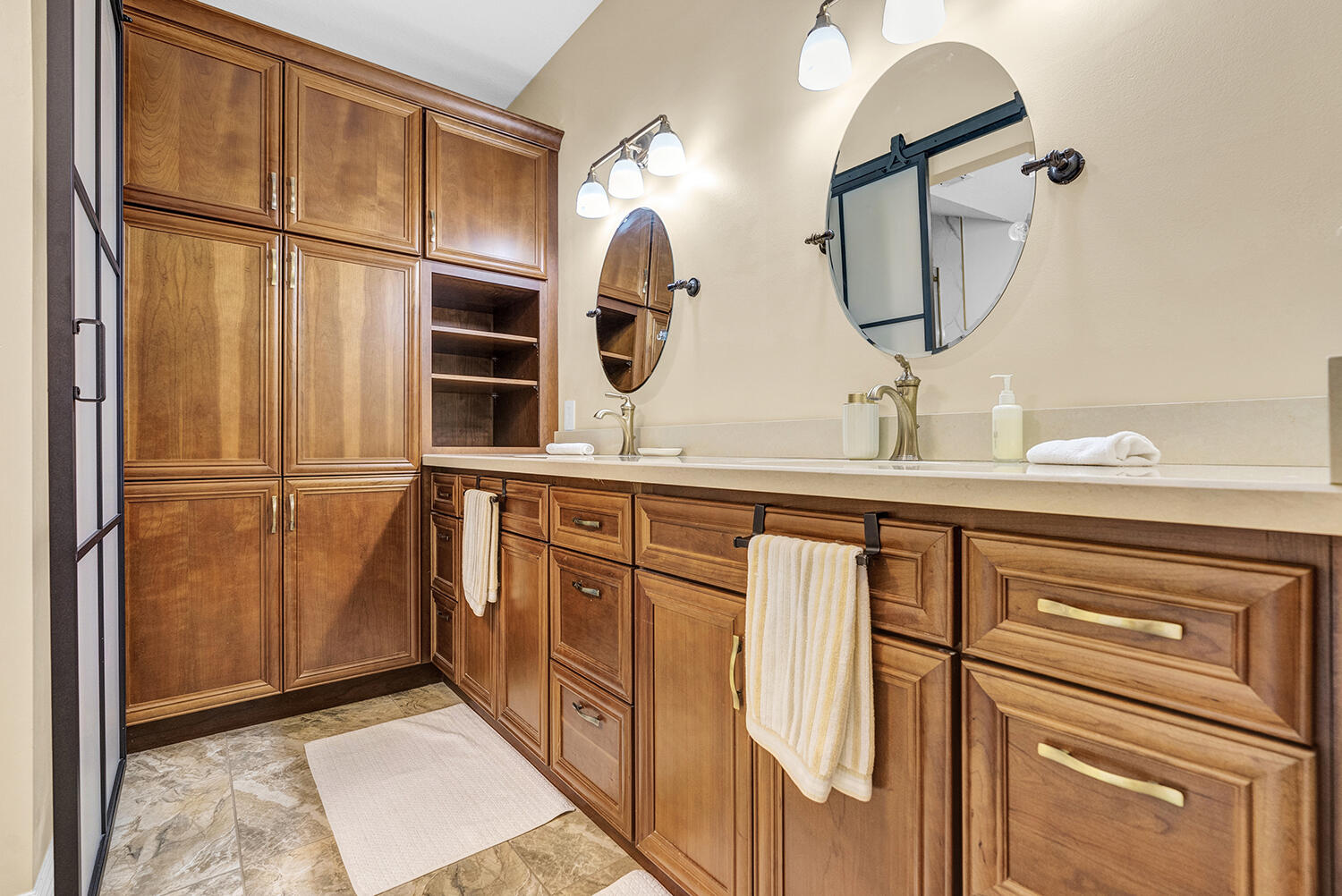 Welcome to Heron Bay, a beautiful and desirable gated community offeri – image 21