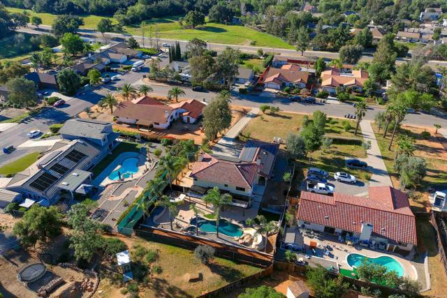 Welcome to this beautiful 4-bedroom, 2.5-bath home that blends comfort – image 61