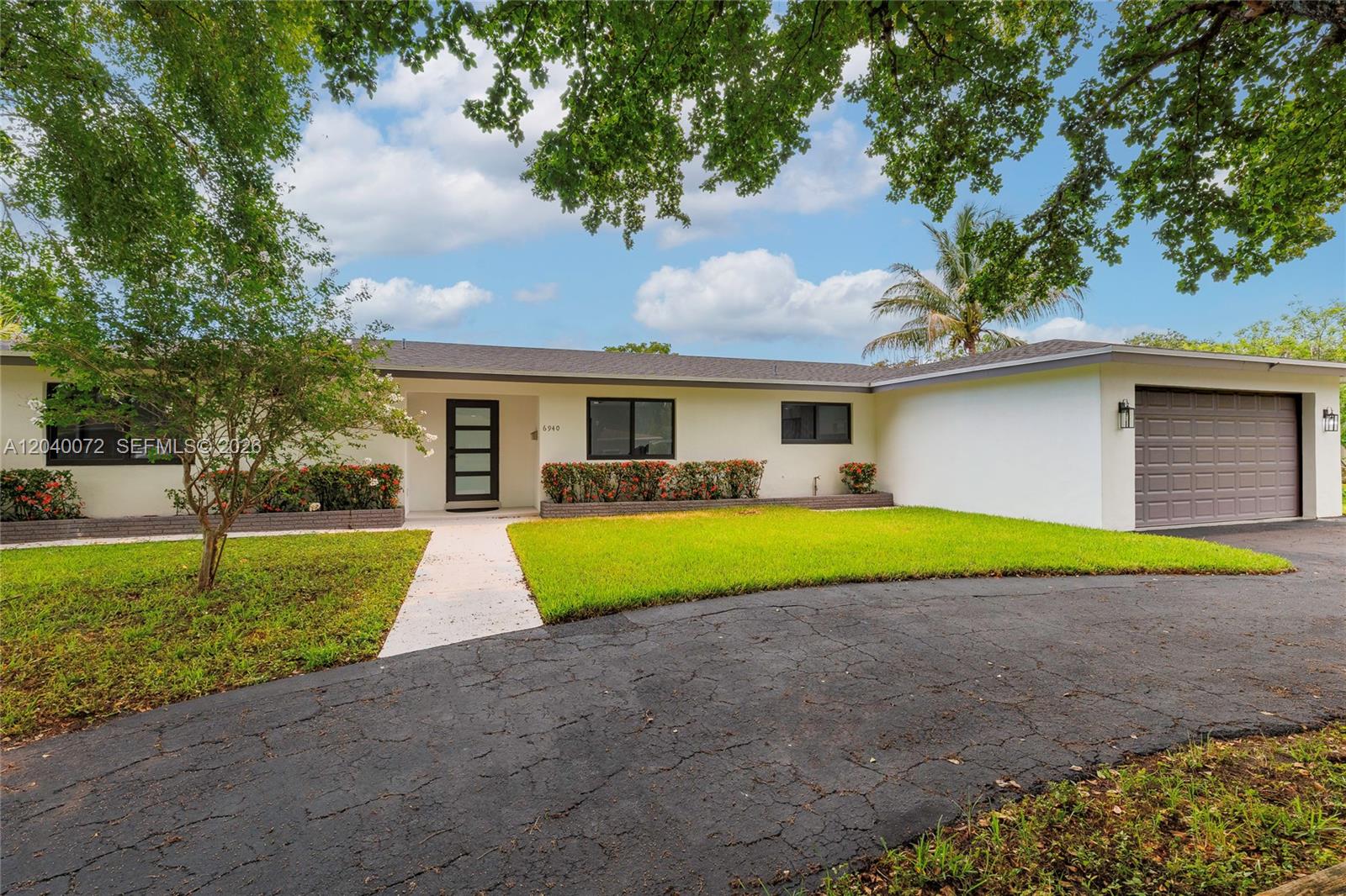 6940 6940 NW 6th St, Plantation, Florida, 33317, USA, 3 Bedrooms Bedrooms, ,2 BathroomsBathrooms,Residential,For Sale,6940 NW 6th St,A12040072