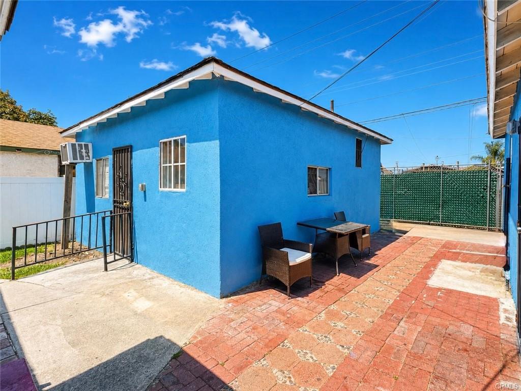 8617 8617 Ivy St, Los Angeles, California, 90002, USA, 5 Bedrooms Bedrooms, ,Residential,For Sale,8617 Ivy St,MB26135921