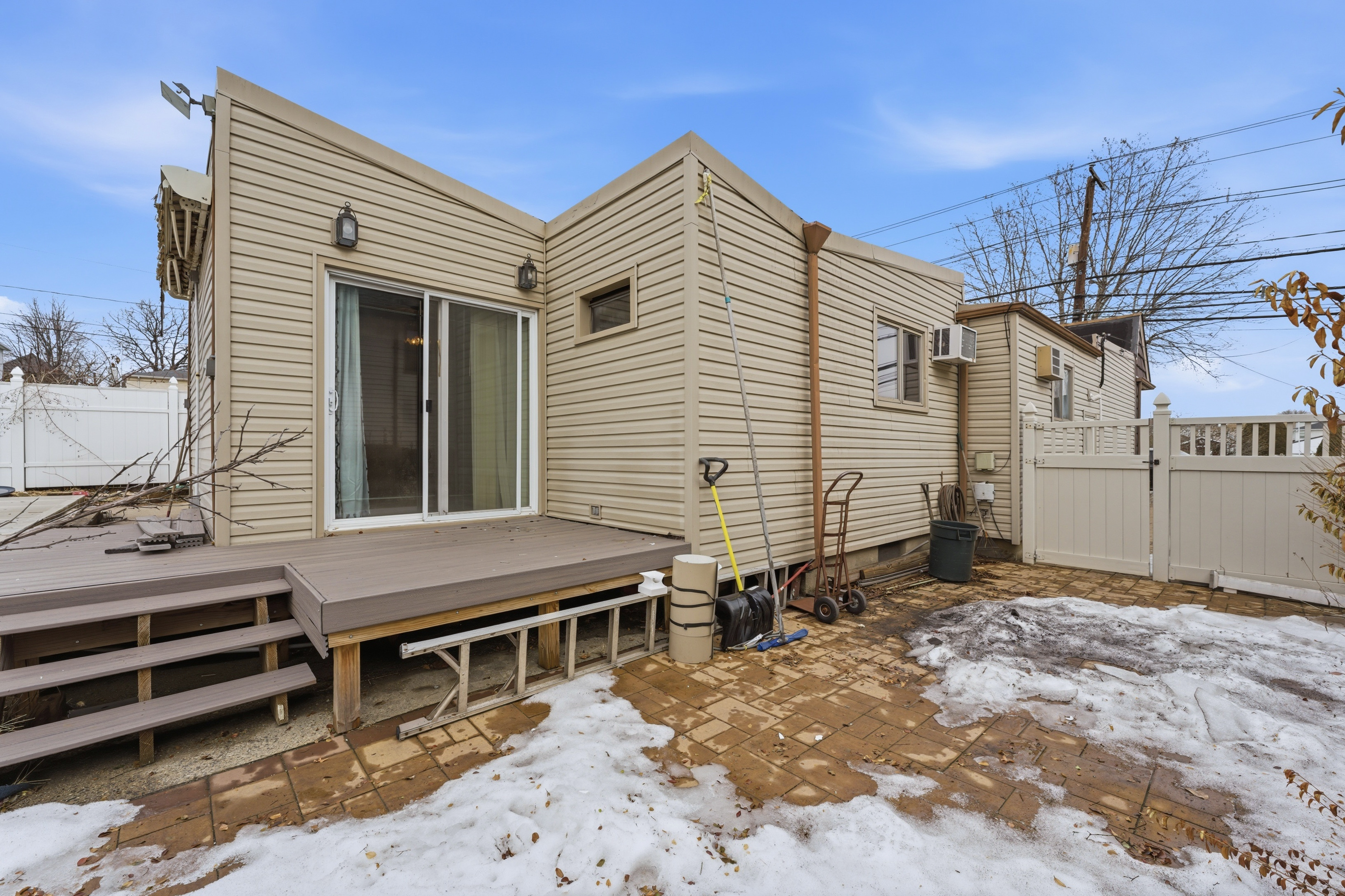 229 229 Centre Avenue, Secaucus, New Jersey, 07094, USA, 4 Bedrooms Bedrooms, ,2 BathroomsBathrooms,Residential,For Sale,229 Centre Avenue,26004821