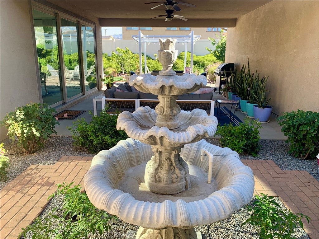 ARCHITECTURAL MASTERPIECE IN SUNDANCE Discover a rare opportunity in t – image 4
