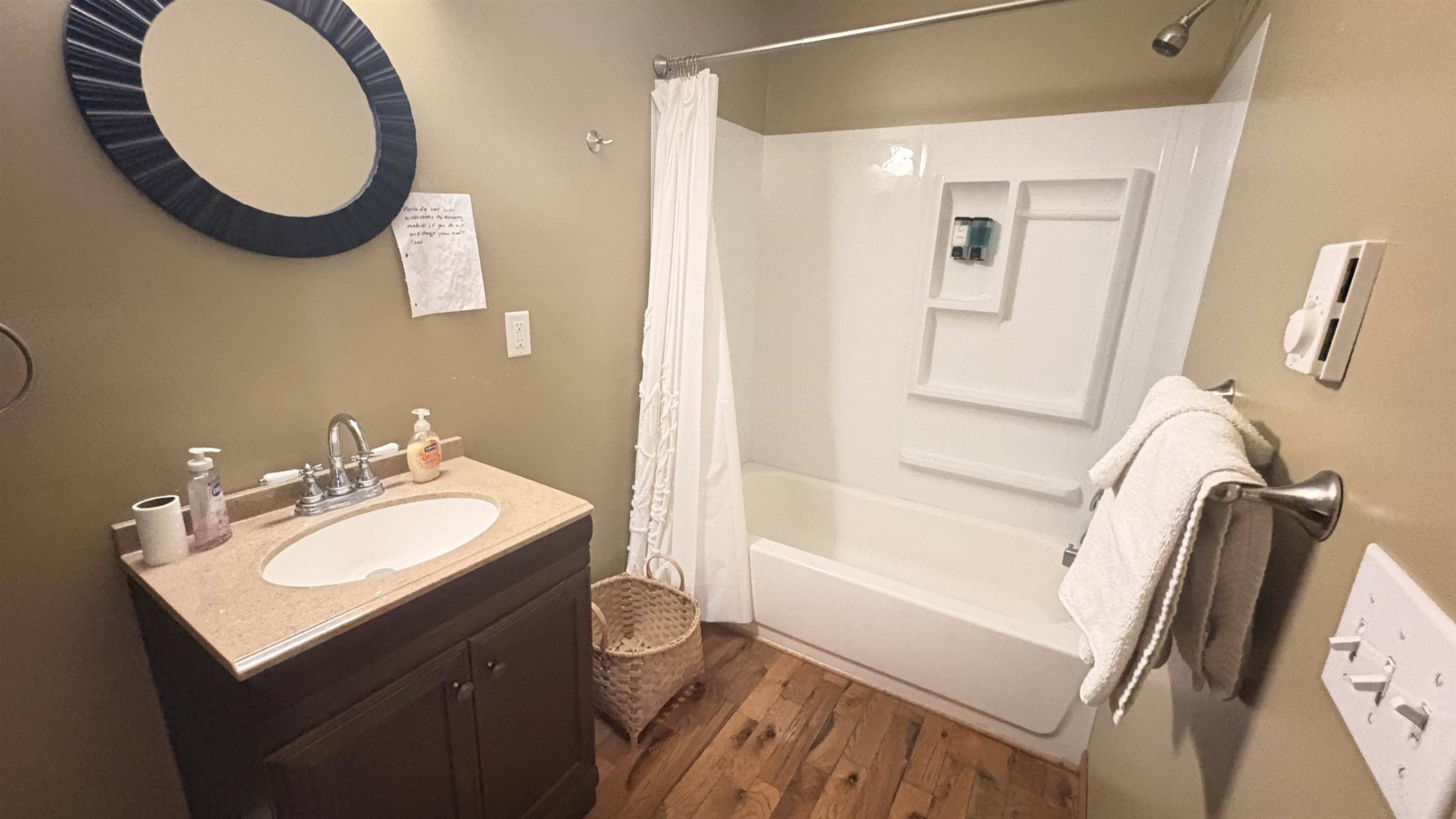 11239 11239 N Loomis, 4, Clare, Michigan, 48617, USA, 11 Bedrooms Bedrooms, ,13 BathroomsBathrooms,Residential,For Sale,11239 N Loomis , 4,a69be9bc-94de-486f-906f-c7f3dd
