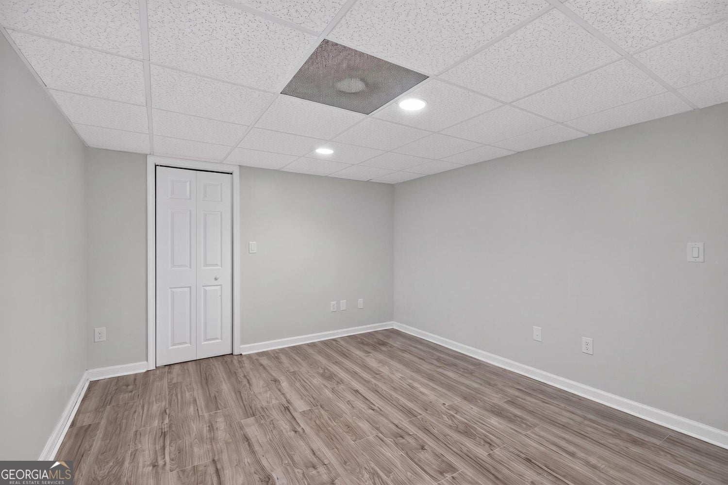 Welcome to your own private retreat in Palmetto, Georgia! Situated on – image 23