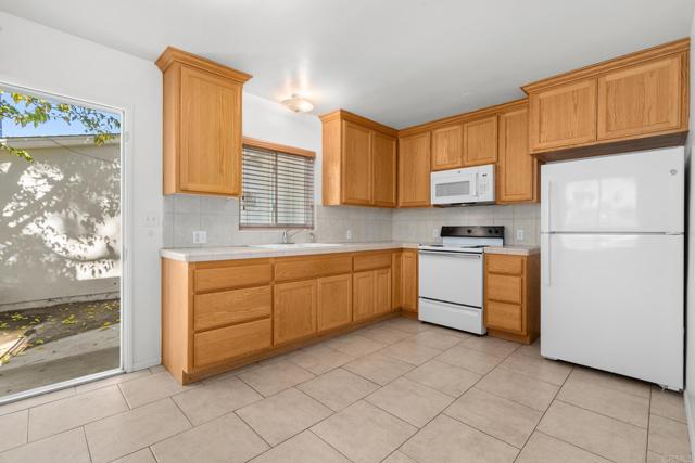 549 549 D St., Ramona, California, 92065, USA, 6 Bedrooms Bedrooms, ,3 BathroomsBathrooms,Residential,For Sale,549 D St.,NDP2600868