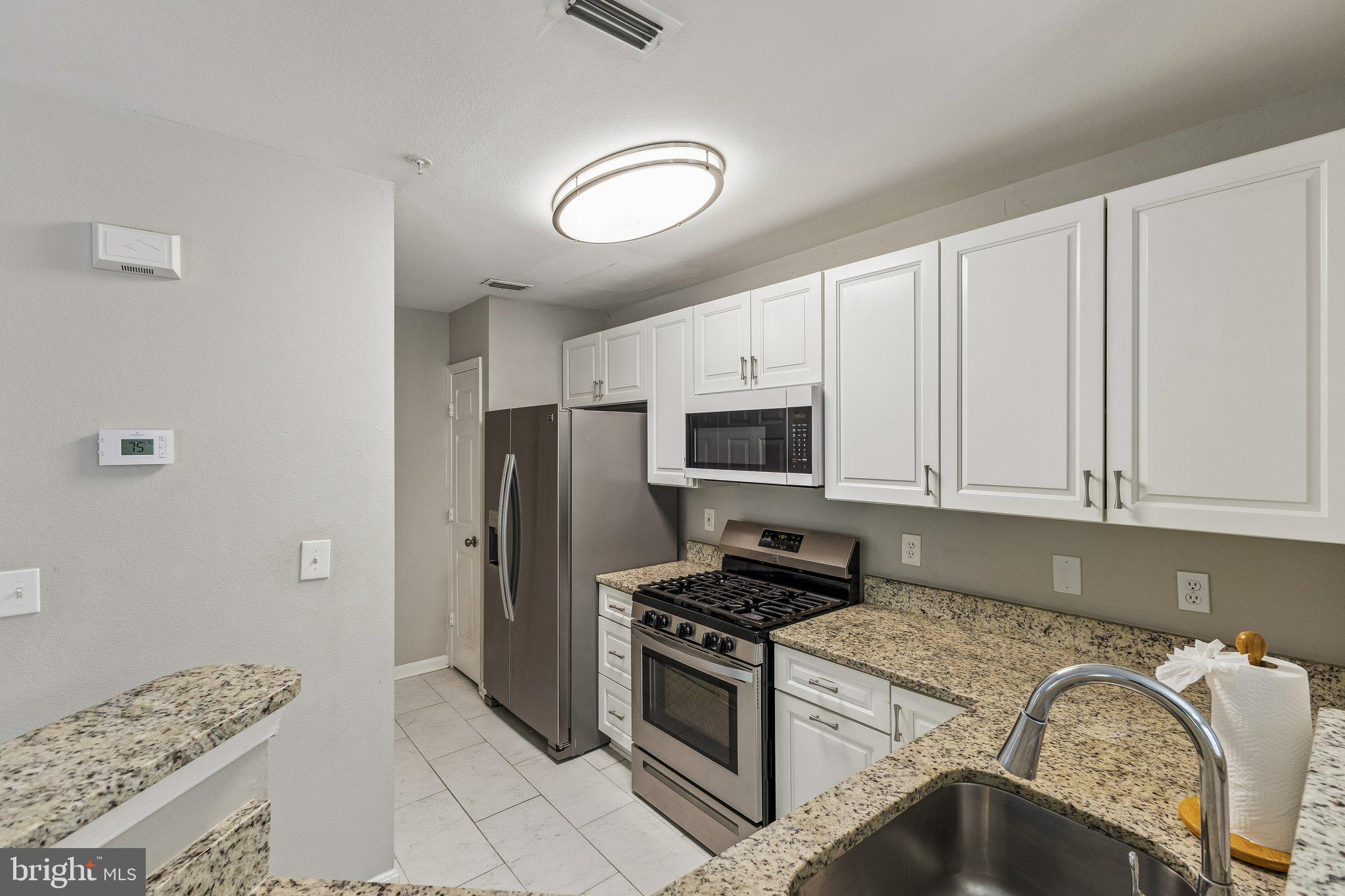 4542 4542 Superior Square, Fairfax, Virginia, 22033, USA, 3 Bedrooms Bedrooms, ,3 BathroomsBathrooms,Residential,For Sale,4542 Superior Square,VAFX2313172