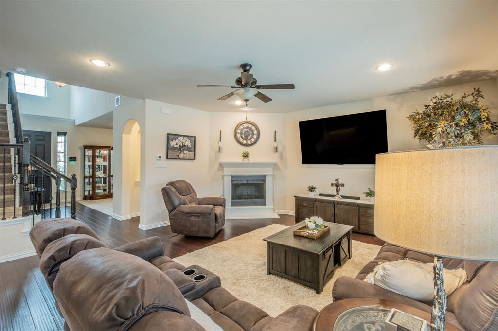 441 441 Rockaway Drive, Midlothian, Texas, 76065, USA, 4 Bedrooms Bedrooms, ,3 BathroomsBathrooms,Residential,For Sale,441 Rockaway Drive,69fd7085-f57c-4229-a72e-6a1202