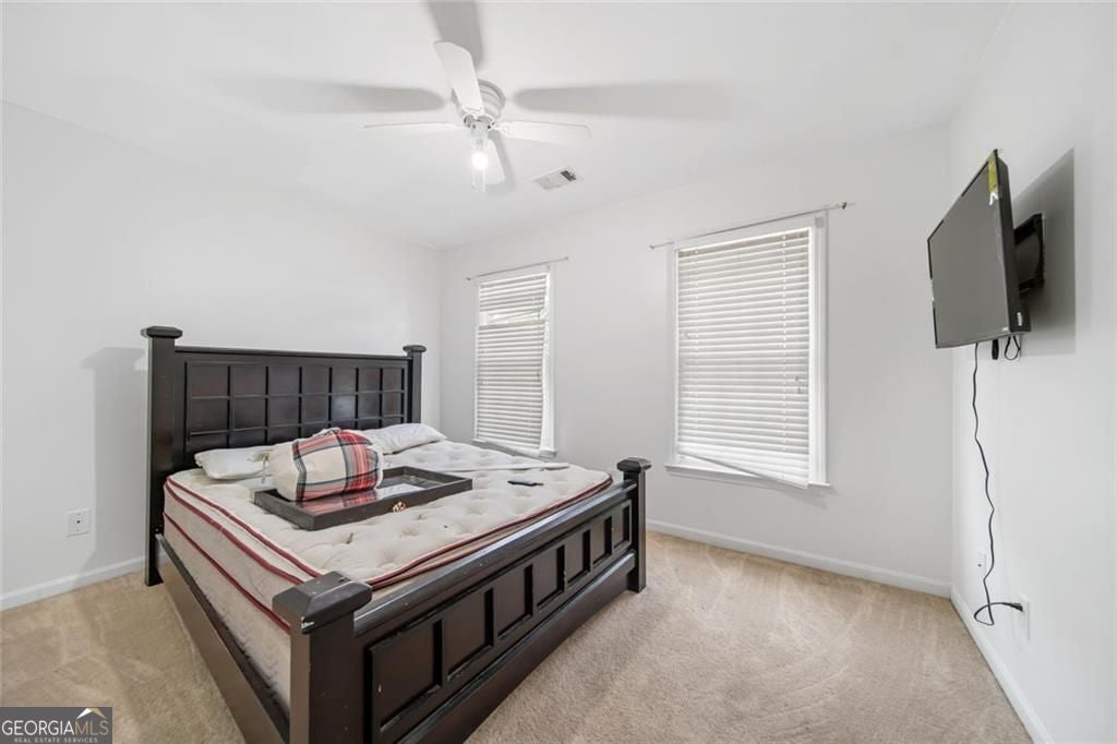 Just listed in the sought-after Arbors at Old Peachtree subdivision! T – image 17