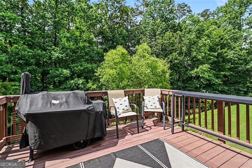 Why wait months for new construction when you can move right into a be – image 35