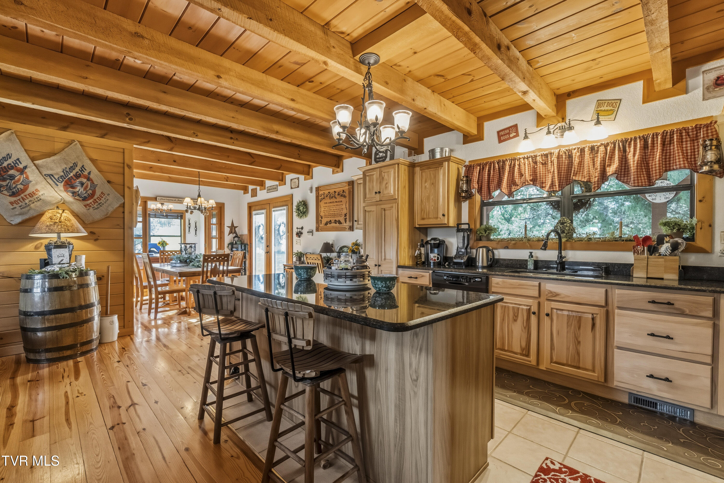 1980 1980 South Allens Bridge Road, Greeneville, Tennessee, 37743, USA, 4 Bedrooms Bedrooms, ,4 BathroomsBathrooms,Residential,For Sale,1980 South Allens Bridge Road,1c90b282-c7a2-433e-bc98-c69cf0
