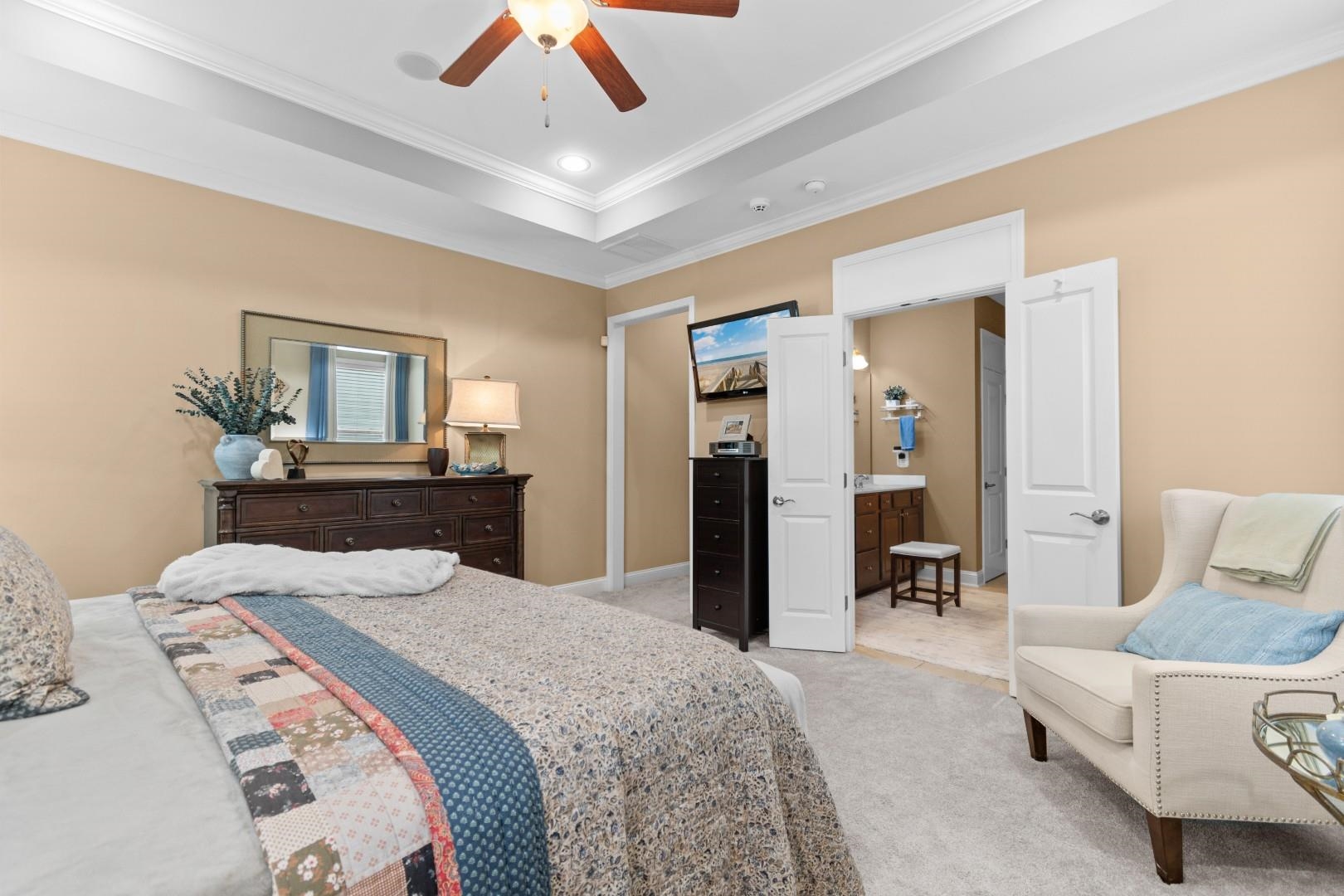 Welcome to life in Cresswind at Market Common, where resort-style livi – image 12
