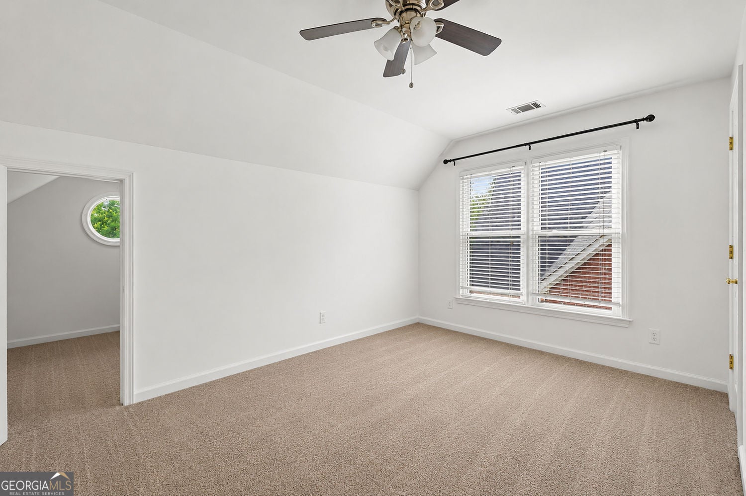 Buy This Home & We Will Buy Yours! Lease Purchase Oppurtunity Availabl – image 19