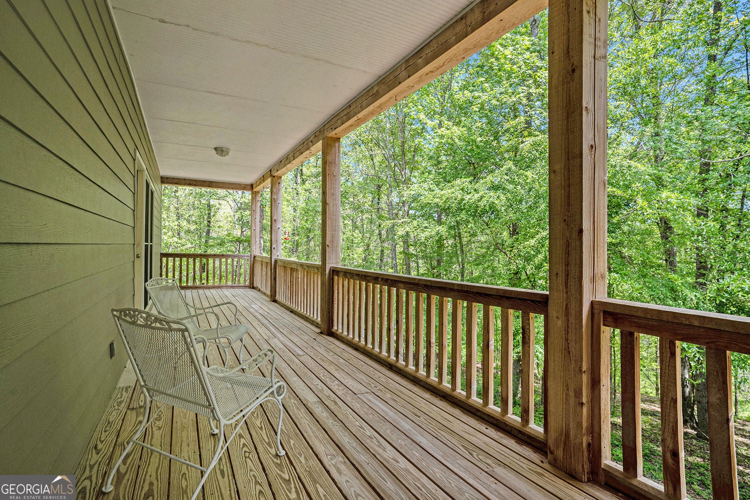 Experience the epitome of country living on this expansive 10+ acre pr – image 20