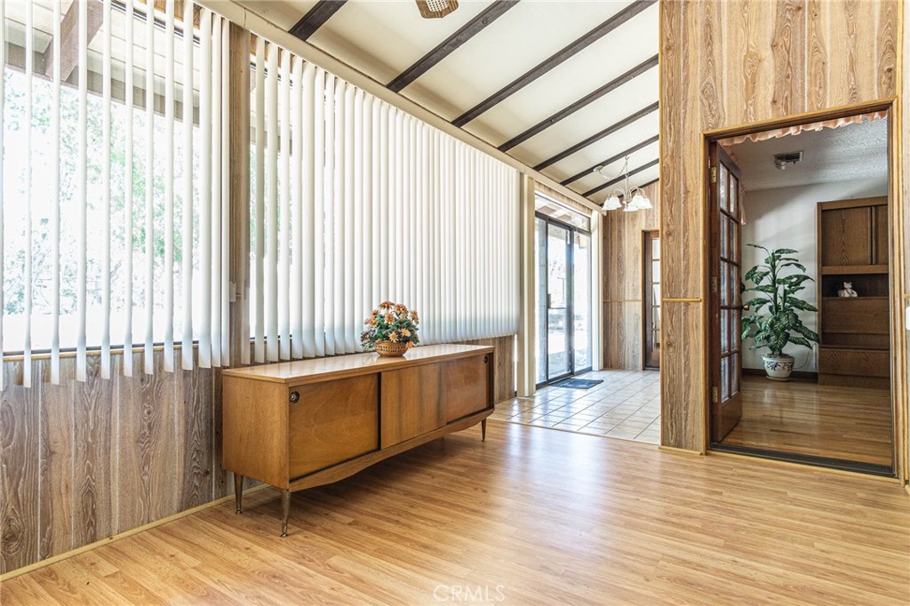 Something is refreshing about a home that actually gives you room to b – image 23
