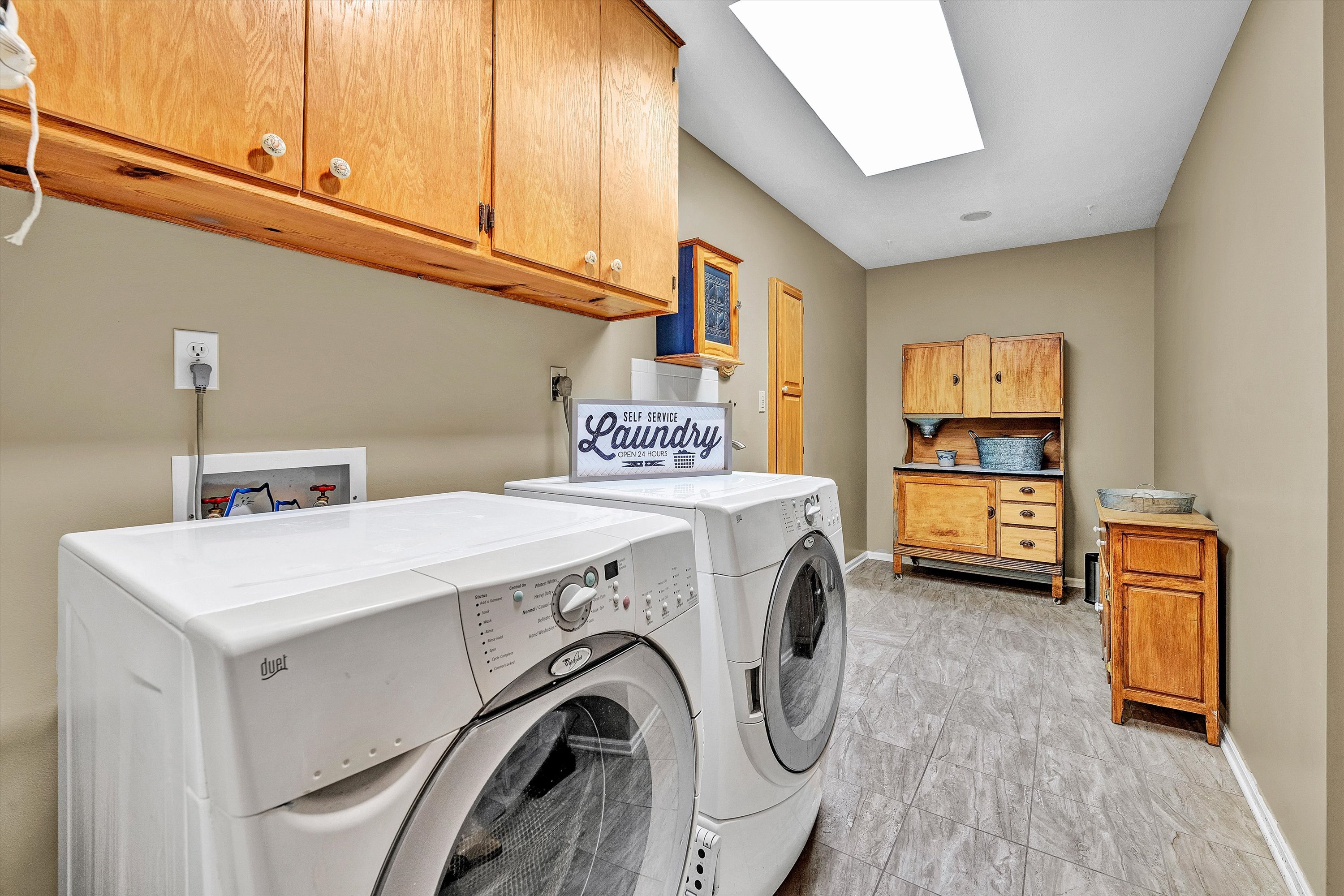 Custom-built and beautifully maintained, this 3-bedroom, 2-bath home o – image 19