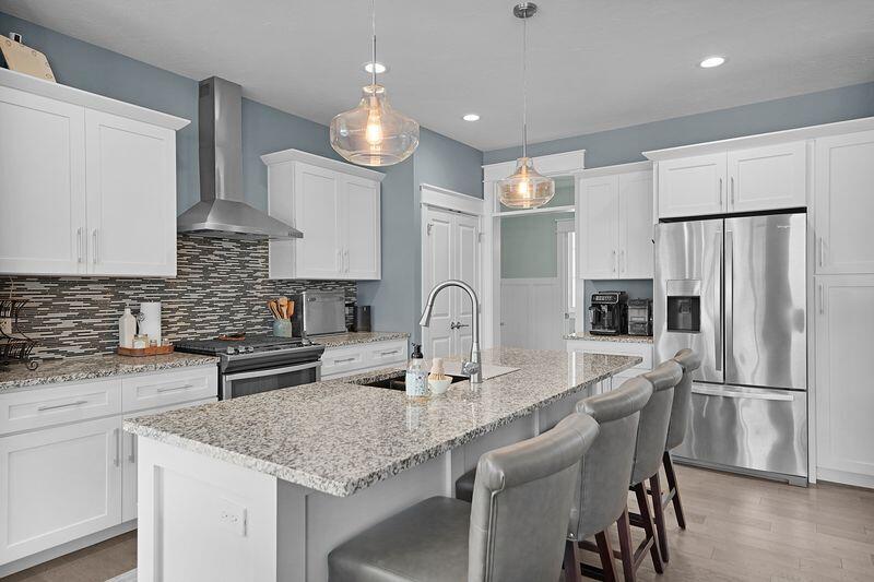 This custom built parade of homes 3 bedroom 2.5 bath ranch offers 82 f – image 67
