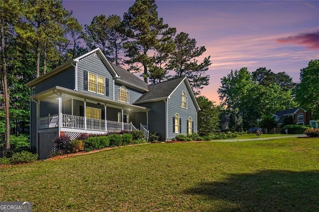 489 Broadstone Way in Brookstone III offers 7 bedrooms and 5 baths, in – image 8