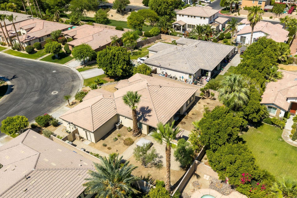 Exceptional opportunity to own a spacious 4 bedroom, 3 bath residence – image 51