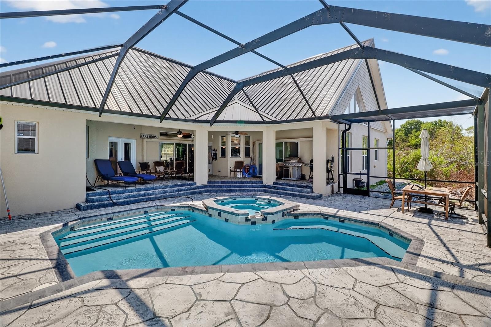 1028 1028 S LAKE MARIAM Drive, WINTER HAVEN, Florida, 33884, USA, 3 Bedrooms Bedrooms, ,3 BathroomsBathrooms,Residential,For Sale,1028 S LAKE MARIAM Drive,P4938222