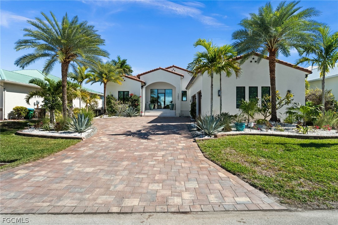 5661 5661 Riverside Drive, Cape Coral, Florida, 33904, USA, 4 Bedrooms Bedrooms, ,4 BathroomsBathrooms,Residential,For Sale,5661 Riverside Drive,2026004751
