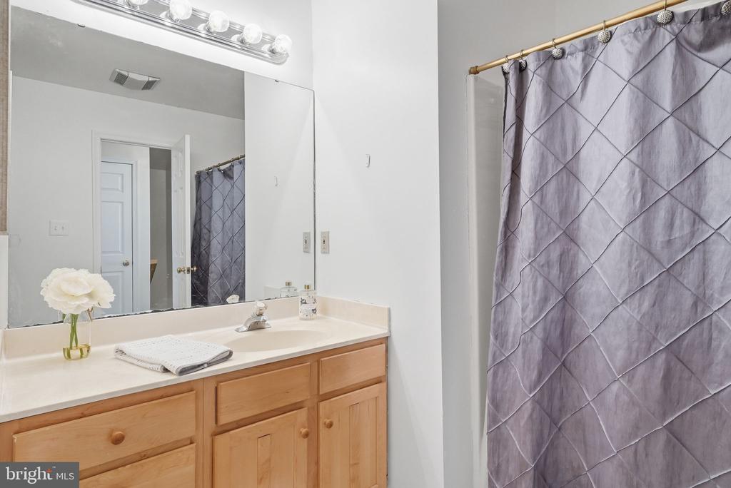 4145 4145 Running Quail Trail, Amissville, Virginia, 20106, USA, 3 Bedrooms Bedrooms, ,4 BathroomsBathrooms,Residential,For Sale,4145 Running Quail Trail,a0101371-3b9d-4316-80f8-affb95