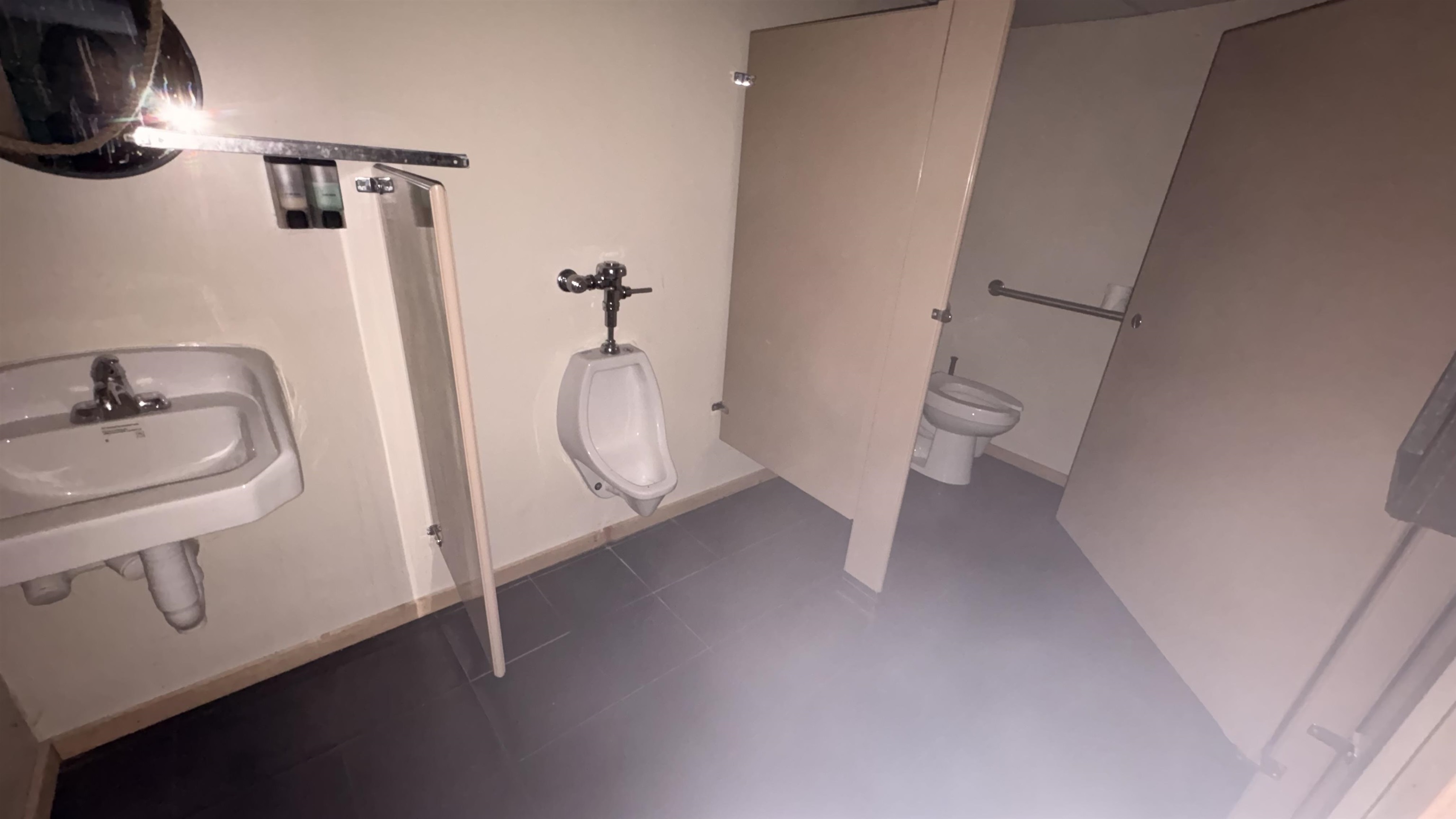 11239 11239 N Loomis, 4, Clare, Michigan, 48617, USA, 11 Bedrooms Bedrooms, ,13 BathroomsBathrooms,Residential,For Sale,11239 N Loomis , 4,a69be9bc-94de-486f-906f-c7f3dd