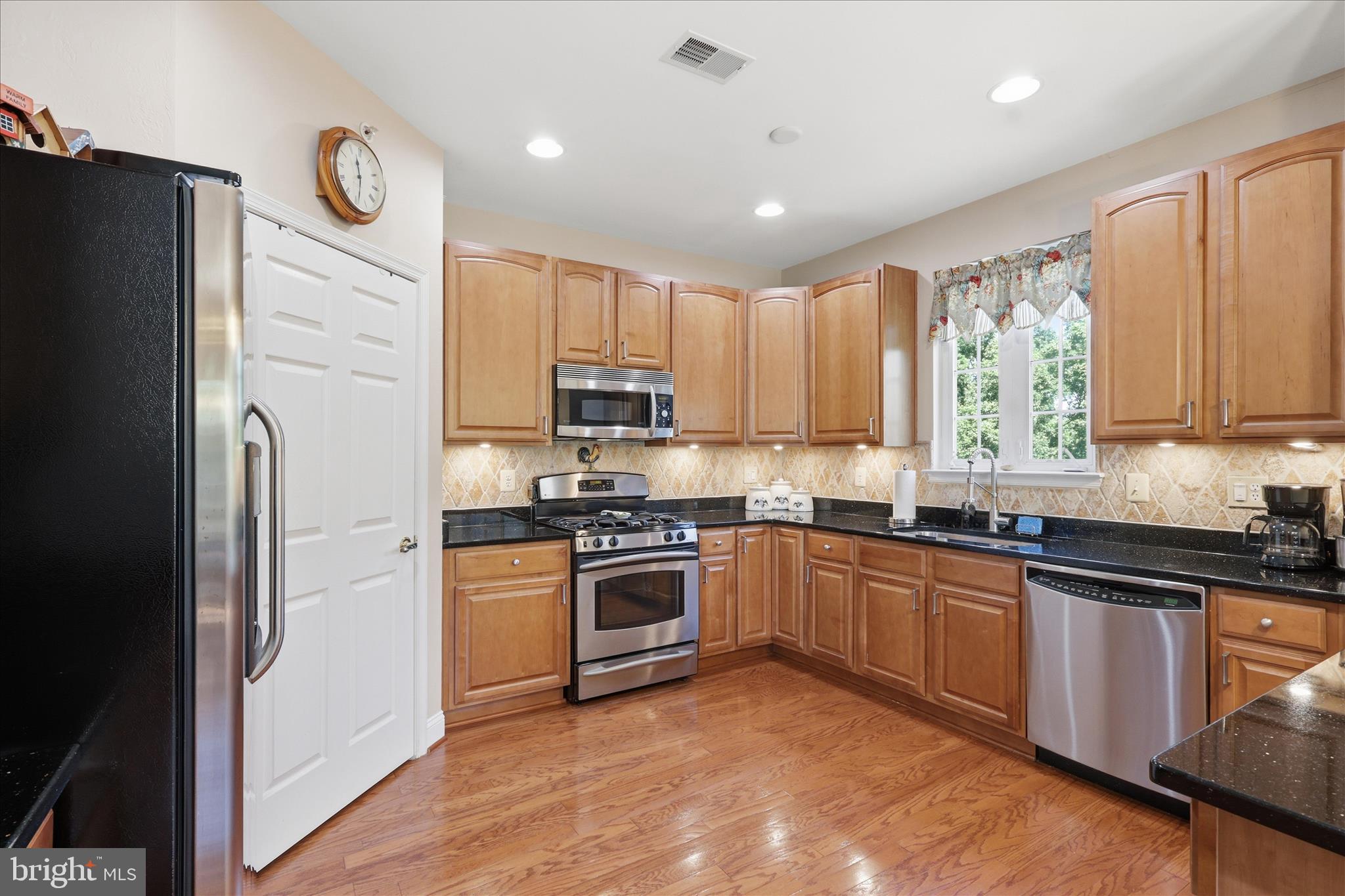 13891 13891 Chelmsford Drive Unit# 304, Gainesville, Virginia, 20155, USA, 3 Bedrooms Bedrooms, ,3 BathroomsBathrooms,Residential,For Sale,13891 Chelmsford Drive Unit# 304,85c99ee6-9777-4a1c-8fb7-e50e11