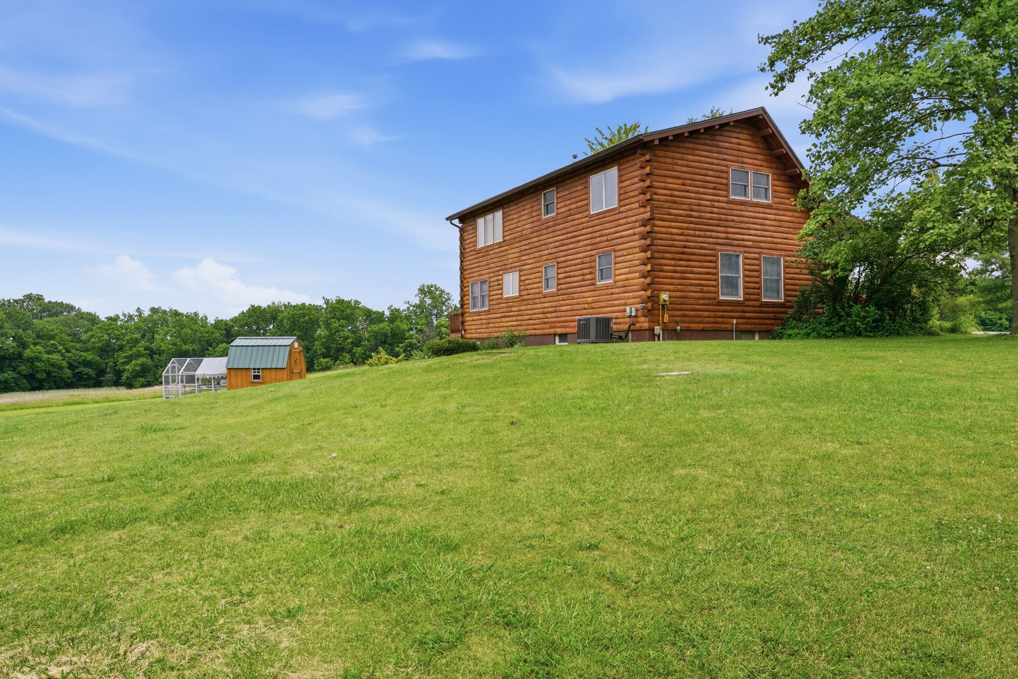 Log Cabin Retreat on 5 AcresEscape to your own private oasis tucked aw – image 52