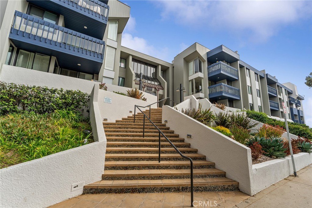 350 350 Paseo De Playa 113, Ventura, California, 93001, USA, 2 Bedrooms Bedrooms, ,1 BathroomBathrooms,Residential,For Sale,350 Paseo De Playa 113,CV25243927