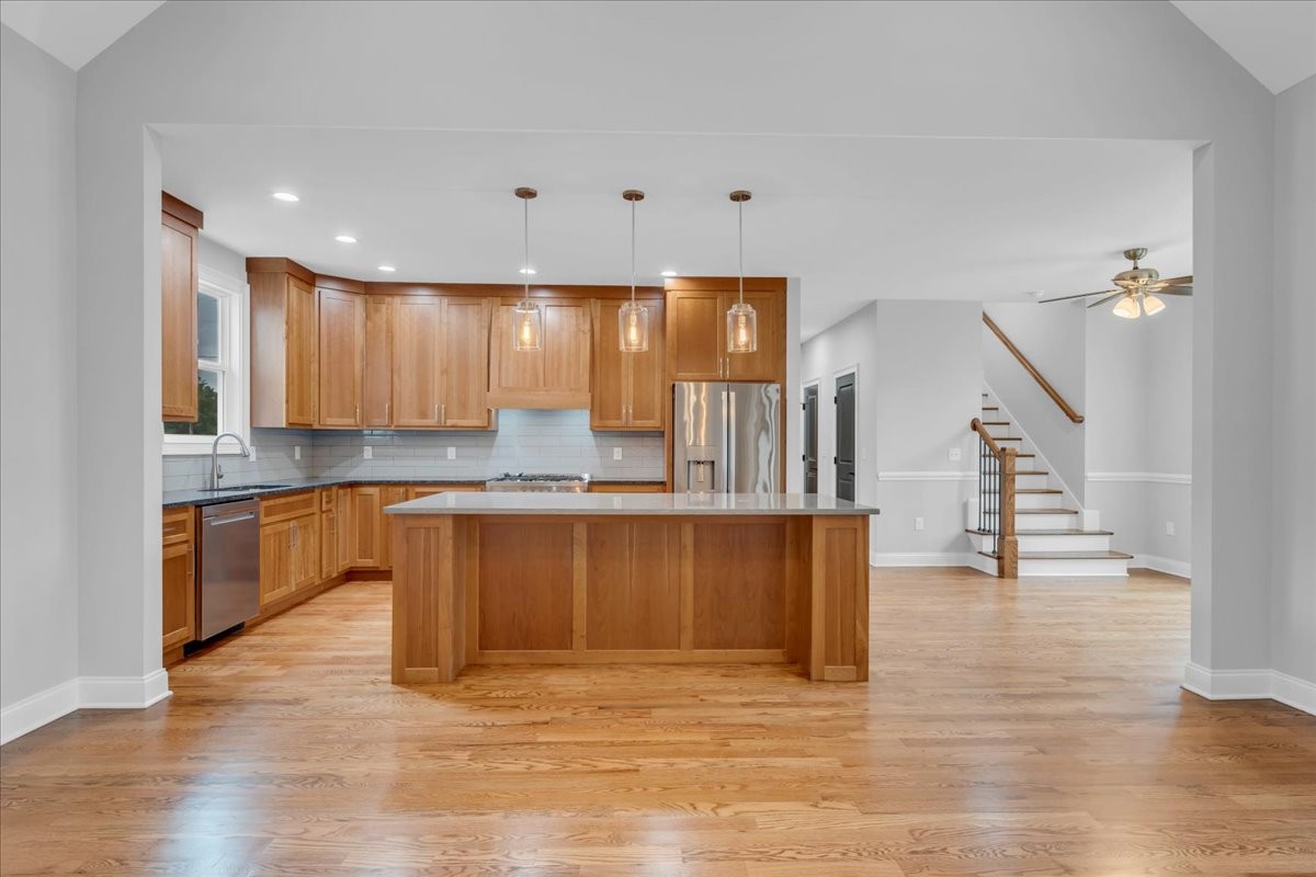 74 74 Summer Lake Ct Lot 16, Winchester, Tennessee, 37398, USA, 3 Bedrooms Bedrooms, ,4 BathroomsBathrooms,Residential,For Sale,74 Summer Lake Ct Lot 16,3232049