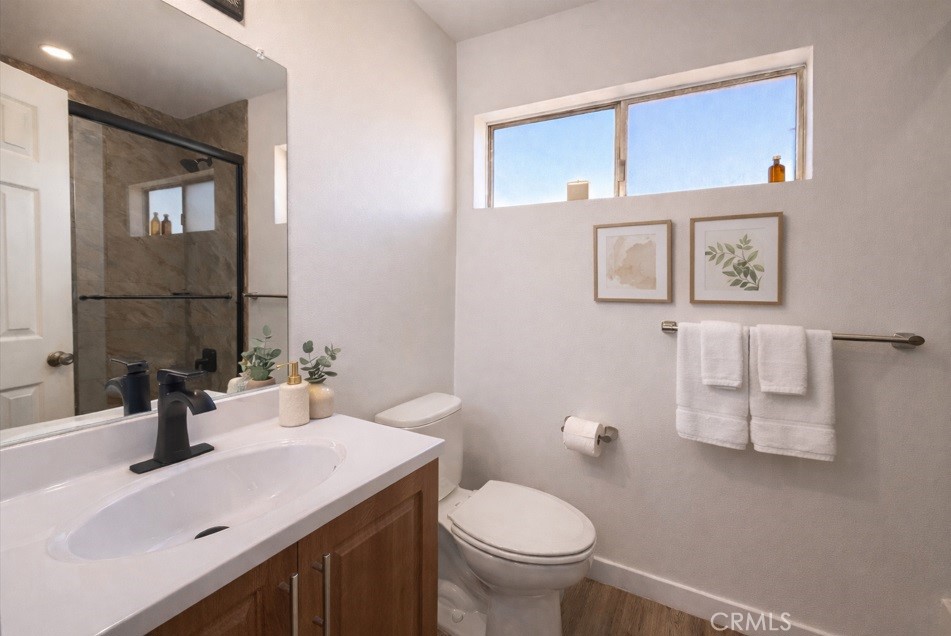 9831 9831 Sepulveda, 12, North Hills, California, 91343, USA, 2 Bedrooms Bedrooms, ,2 BathroomsBathrooms,Residential,For Sale,9831 Sepulveda , 12,SR26087978