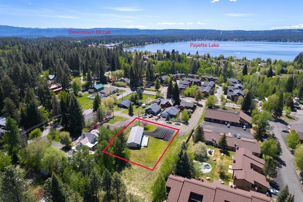 1605 1605 Lawrence Drive, McCall, Idaho, 83638, USA, 3 Bedrooms Bedrooms, ,1 BathroomBathrooms,Residential,For Sale,1605 Lawrence Drive,873d3972-1379-420d-9f20-d03e7d