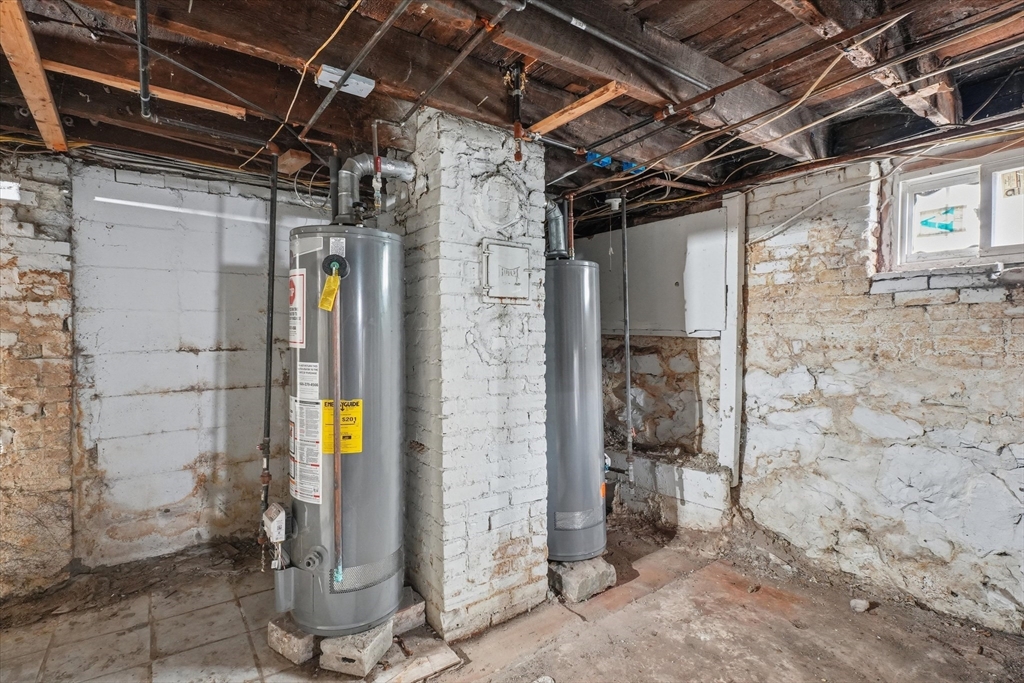 Opportunity awaits at 52 Hamilton Ave - a well-maintained 2-family off – image 27