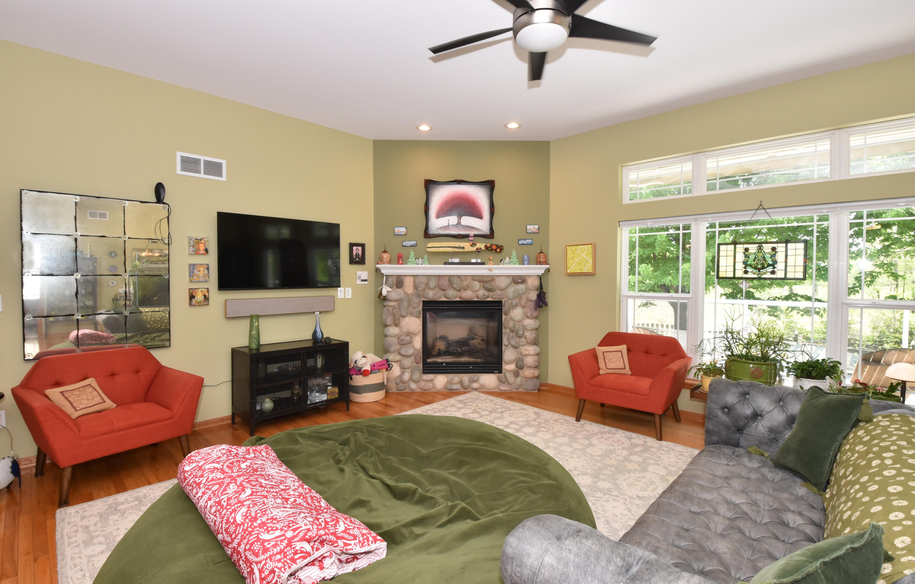 3326 3326 Emmertsen Rd, Caledonia, Wisconsin, 53406, USA, 3 Bedrooms Bedrooms, ,3 BathroomsBathrooms,Residential,For Sale,3326 Emmertsen Rd,df3244ac-4c6e-4545-bf85-edce47