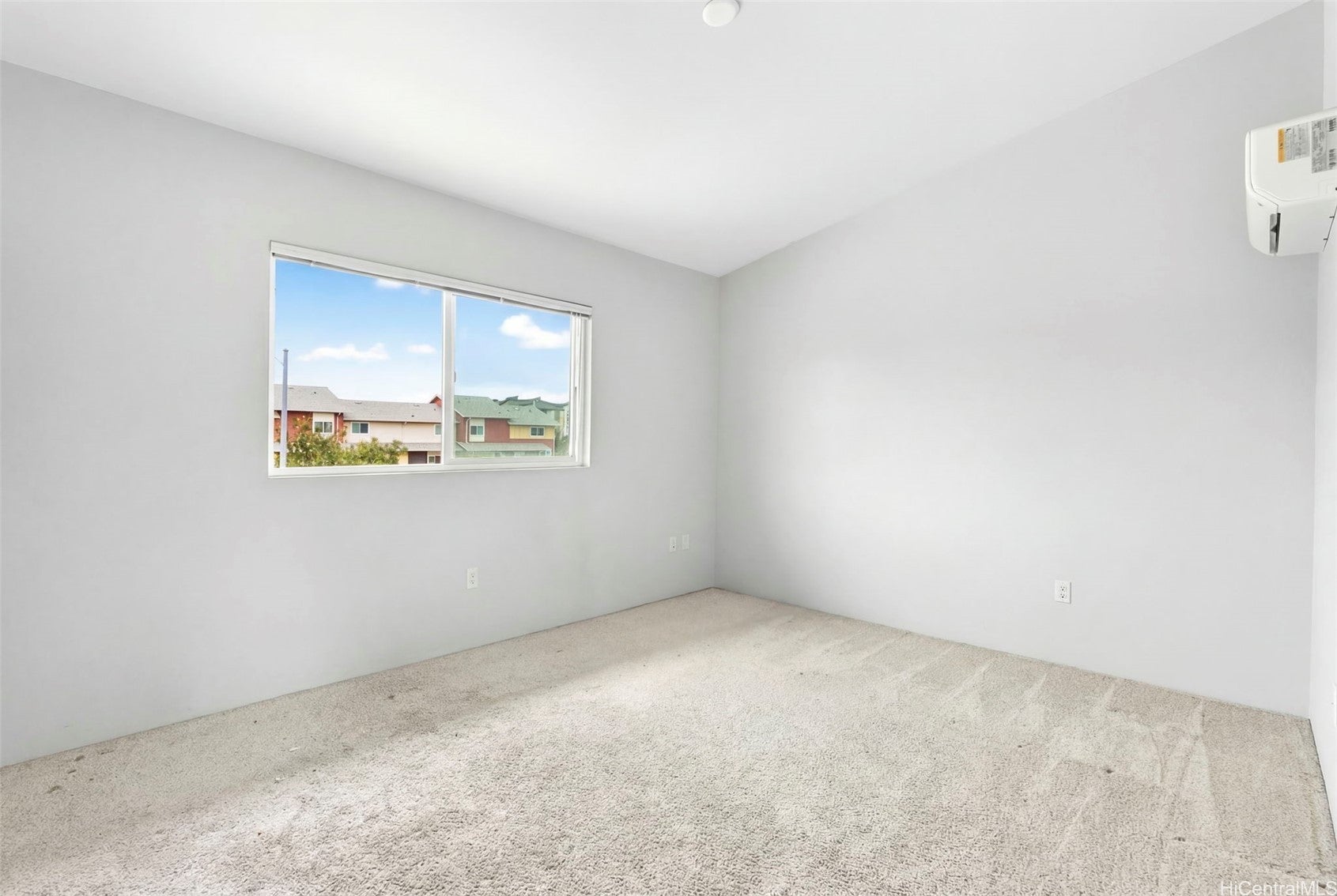 An INCREDIBLE VALUE and RARE opportunity to live, work, and play in Ho – image 17