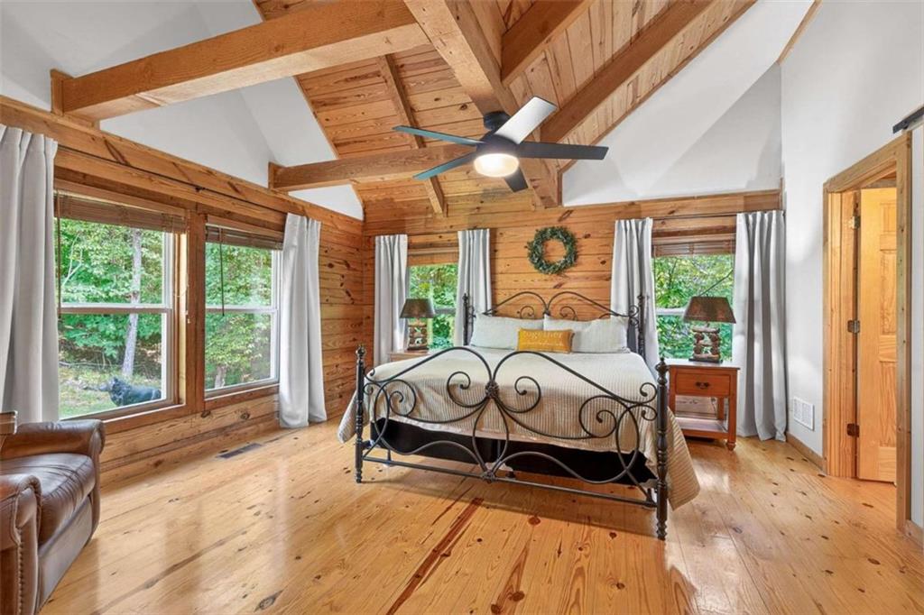 Fully furnished true log home on 5.78 private wooded acres in sought-a – image 5