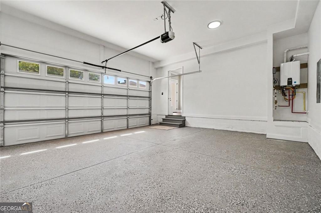 Welcome to this beautifully designed two-story home conveniently locat – image 21