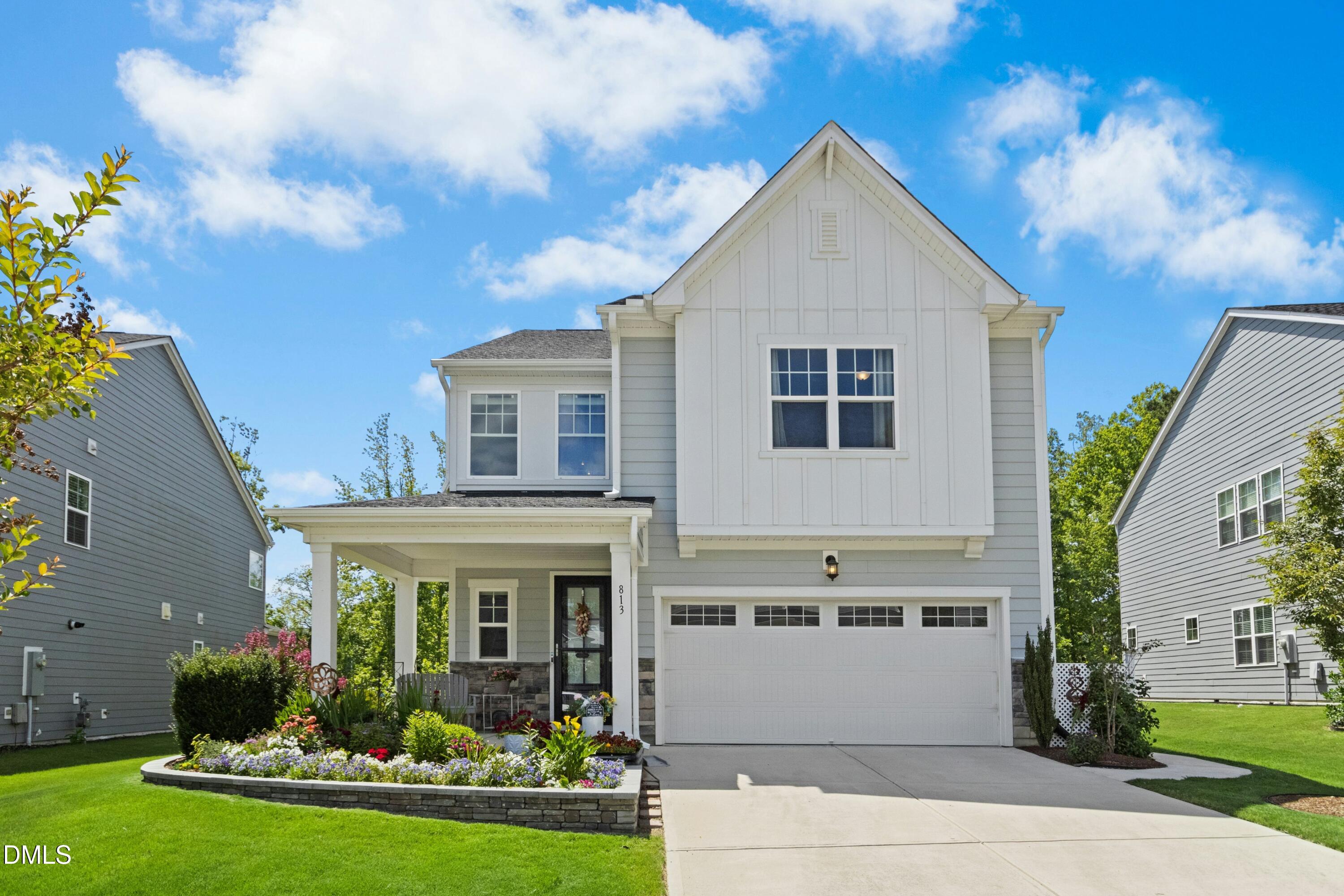 Welcome to 813 Precipice Way. This move-in ready 4-bedroom, 3-bathroom – image 1