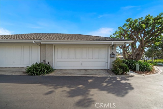Rarely available first-row end-unit residence in Dana Points highly so – image 38