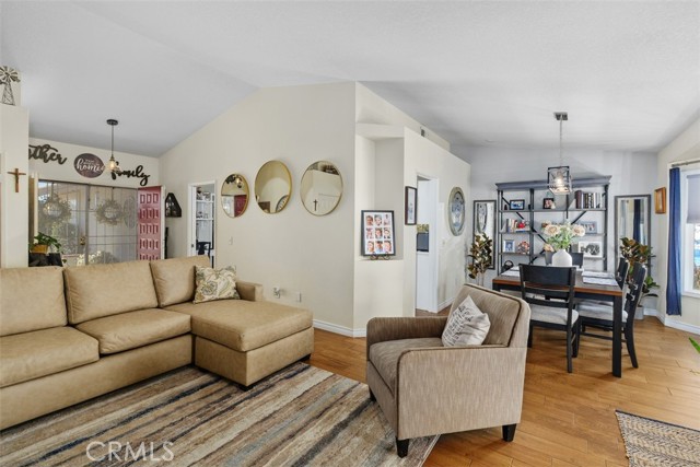 Beautiful move-in ready POOL home in the highly desirable Serenade Com – image 5