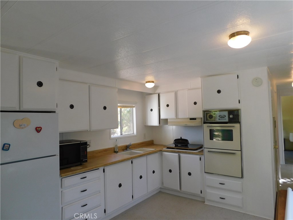 45985 45985 Cottonwood Road, Newberry Springs, California, 92365, USA, 4 Bedrooms Bedrooms, ,6 BathroomsBathrooms,Residential,For Sale,45985 Cottonwood Road,HD25258107