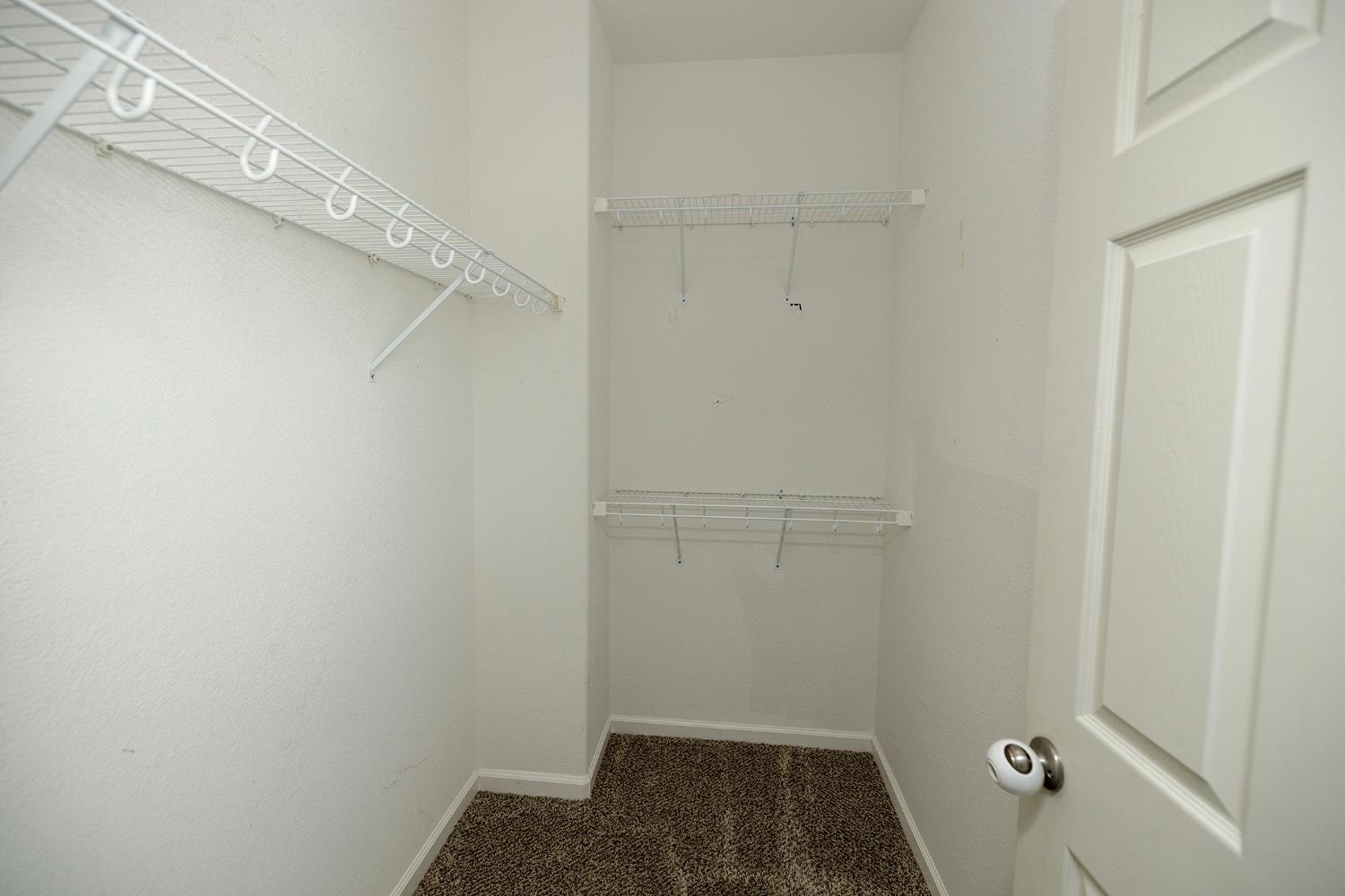 Located in a highly desirable neighborhood, this well-maintained home – image 34
