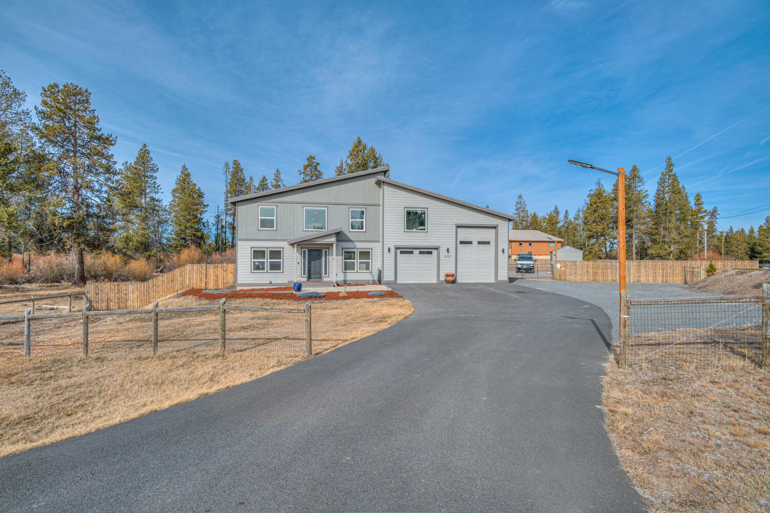 16732 16732 Contorta Place, La Pine, Oregon, 97739, USA, 3 Bedrooms Bedrooms, ,3 BathroomsBathrooms,Residential,For Sale,16732 Contorta Place,220215014